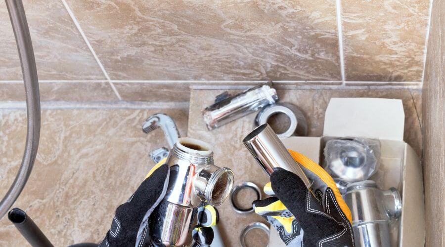 Professional gutter cleaning in Kearneysville, WV